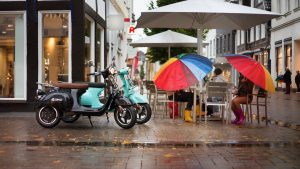 Panne de scooter à Paris : pourquoi contacter un dépanneur professionnel ?