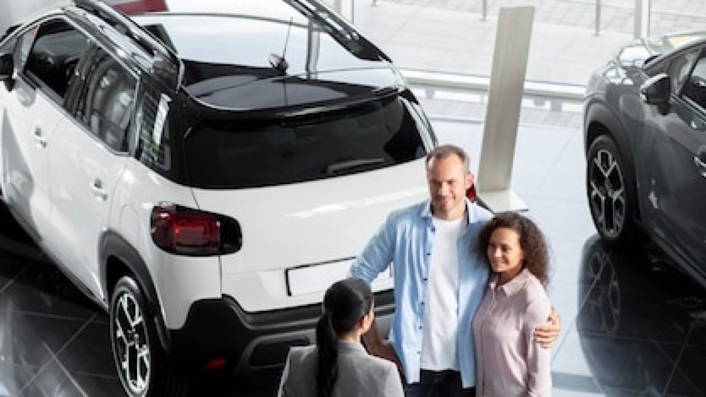 Acheter une voiture d’occasion en côtes-d’armor : les bons réflexes chez un distributeur automobile